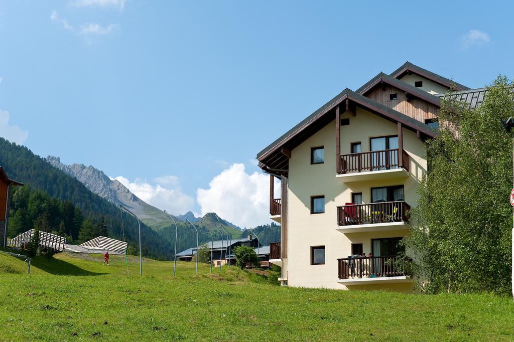 Madame Vacances Residence Les Chalets Du Thabor Valfrejus Exterior foto